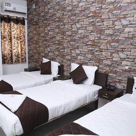 Thomas Inn Chennai Luaran gambar